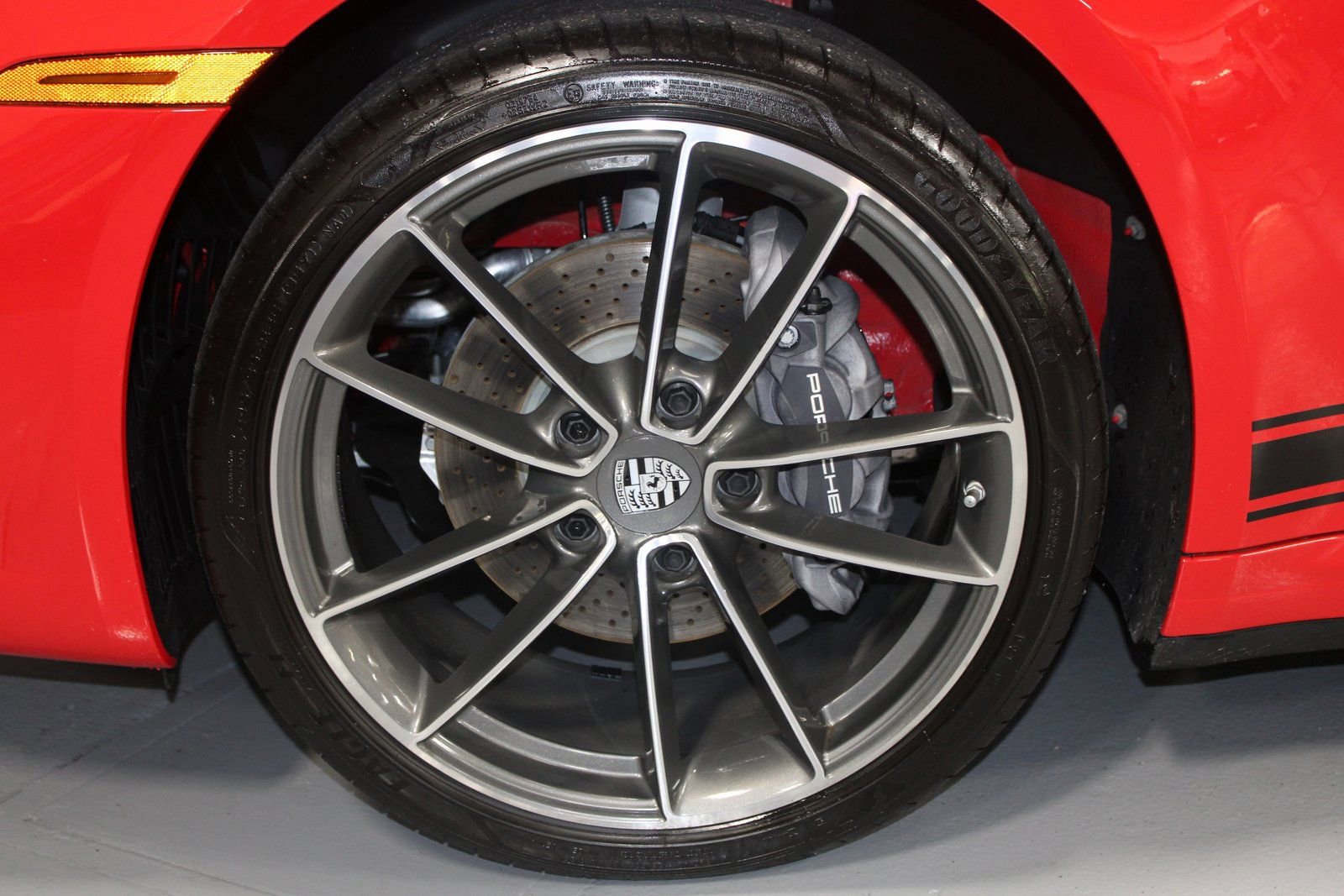 Certified 2024 Porsche 911 Carrera image 12