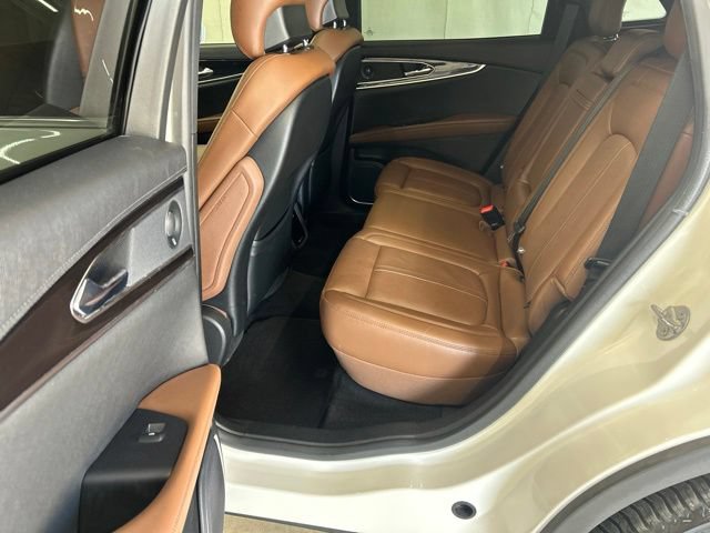 Used 2023 Lincoln Nautilus Reserve w/ Equipment Group 201A AWD/4WD image 9