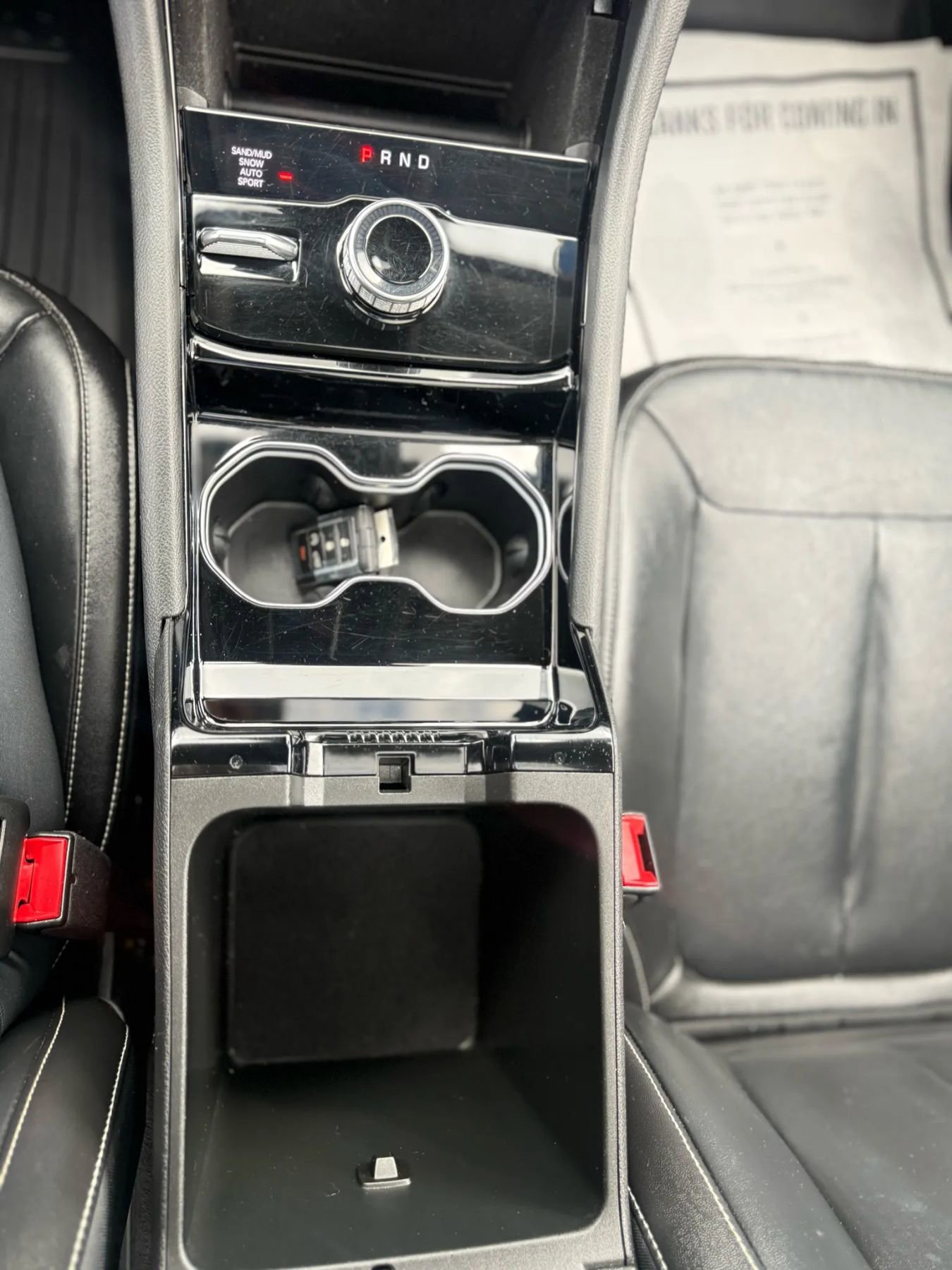 Used 2022 Jeep Grand Cherokee L Limited w/ Black Appearance Package image 32