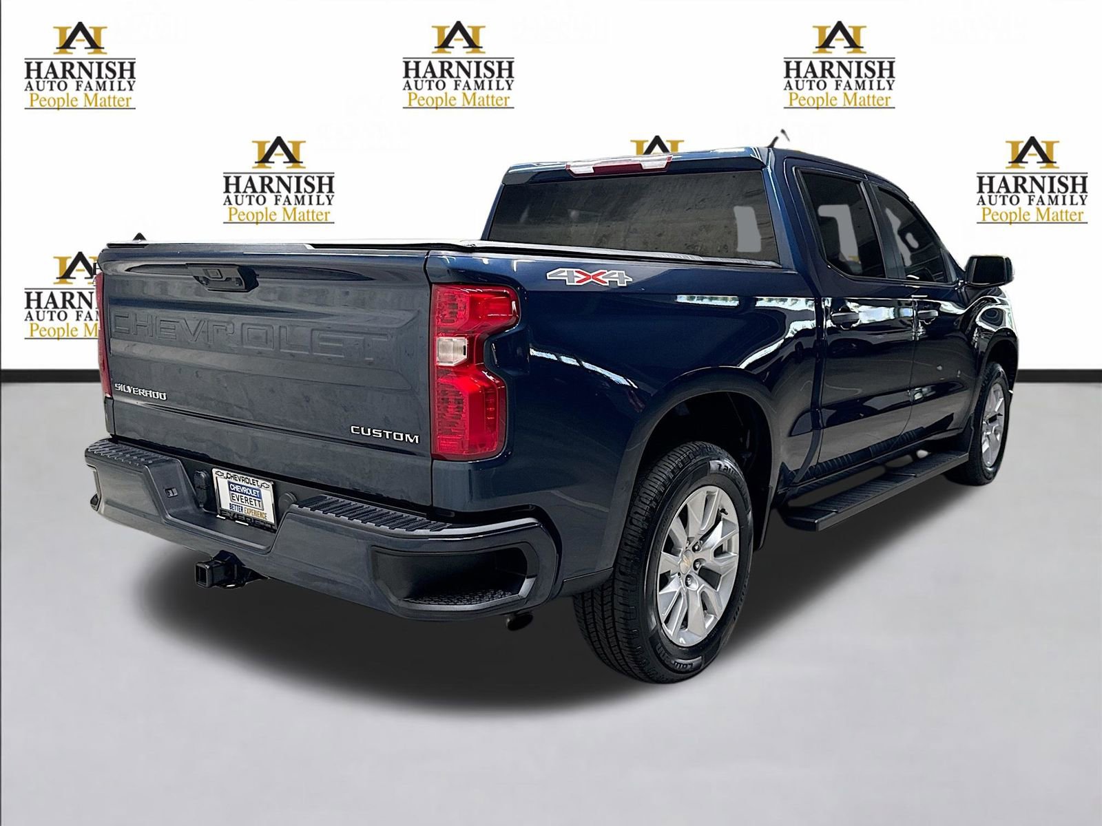 Used 2023 Chevrolet Silverado 1500 Custom AWD/4WD image 5