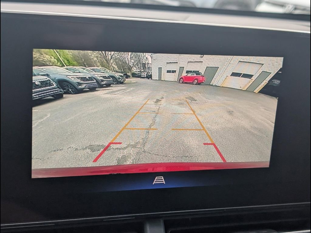 Used 2025 Chevrolet Trax RS w/ Driver Confidence Package image 18