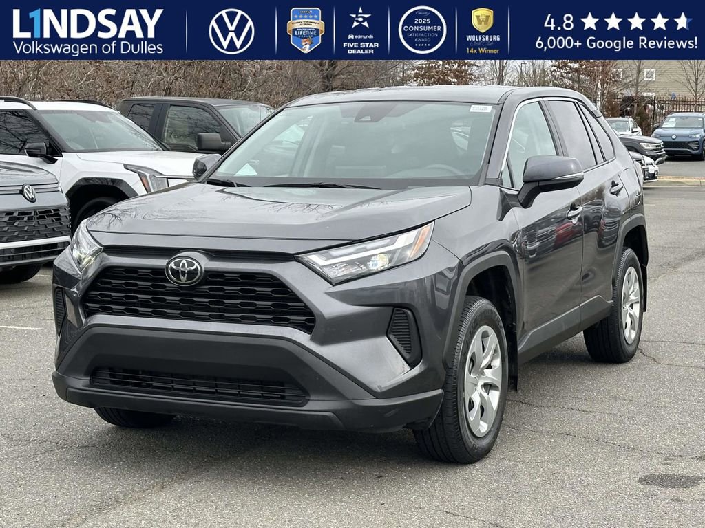 Used 2023 Toyota RAV4 LE image 3