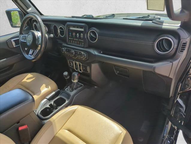 Used 2018 Jeep Wrangler Unlimited Sahara AWD/4WD image 24