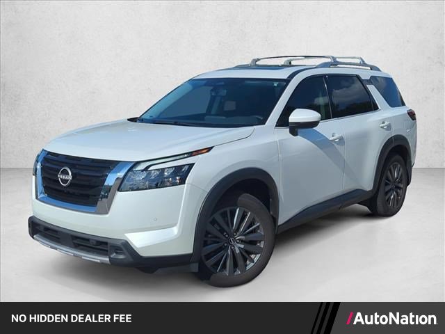 Used 2025 Nissan Pathfinder SL w/ SL Premium Package FWD image 1