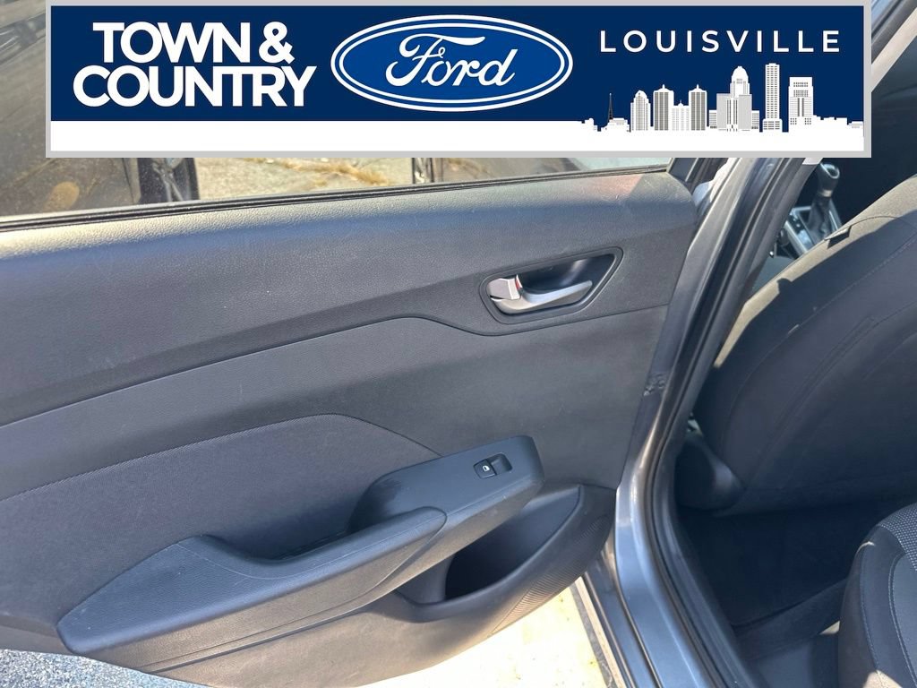 Used 2019 Hyundai Accent SE FWD image 16