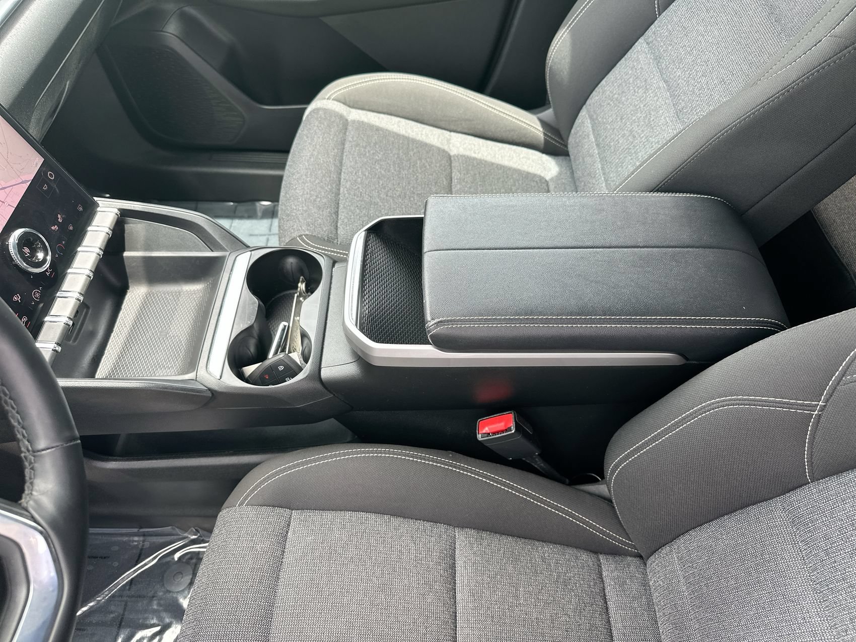 Used 2025 GMC Terrain Elevation AWD/4WD image 21