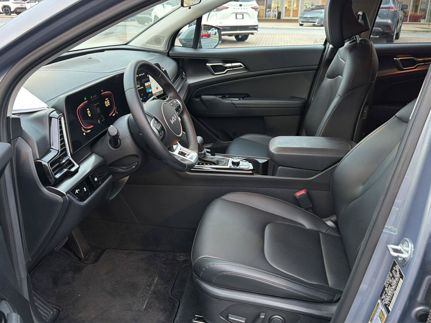 Used 2023 Kia Sportage EX FWD image 10