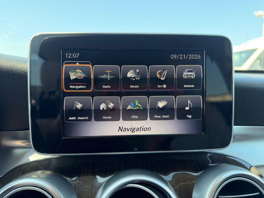Certified 2019 Mercedes-Benz GLC 300 w/ Parking Assistance Package image 17