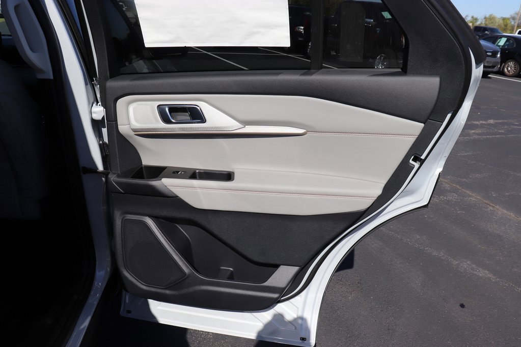 New 2026 Ford Explorer Active image 21