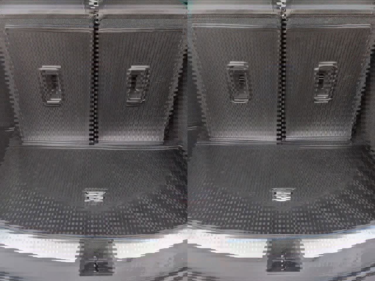 Used 2023 Cadillac XT6 Premium Luxury w/ LPO, Floor Liner Package image 36