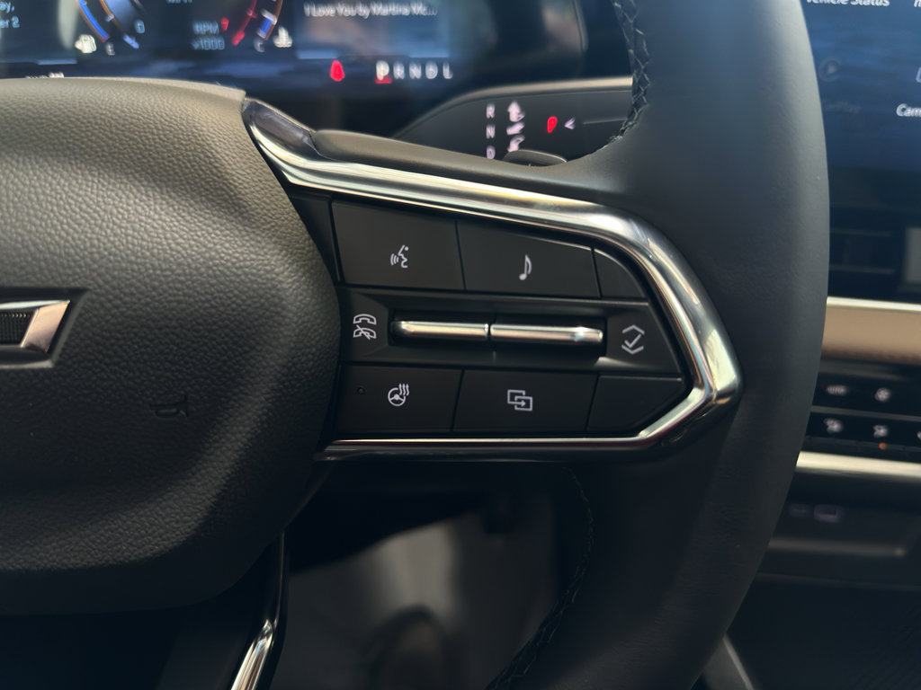 New 2026 Chevrolet Equinox ACTIV w/ Safety and Technology Package image 10