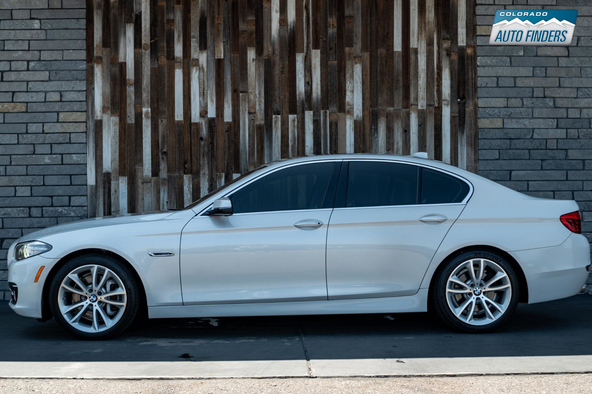 Used 2016 BMW 535i xDrive Sedan AWD/4WD image 2