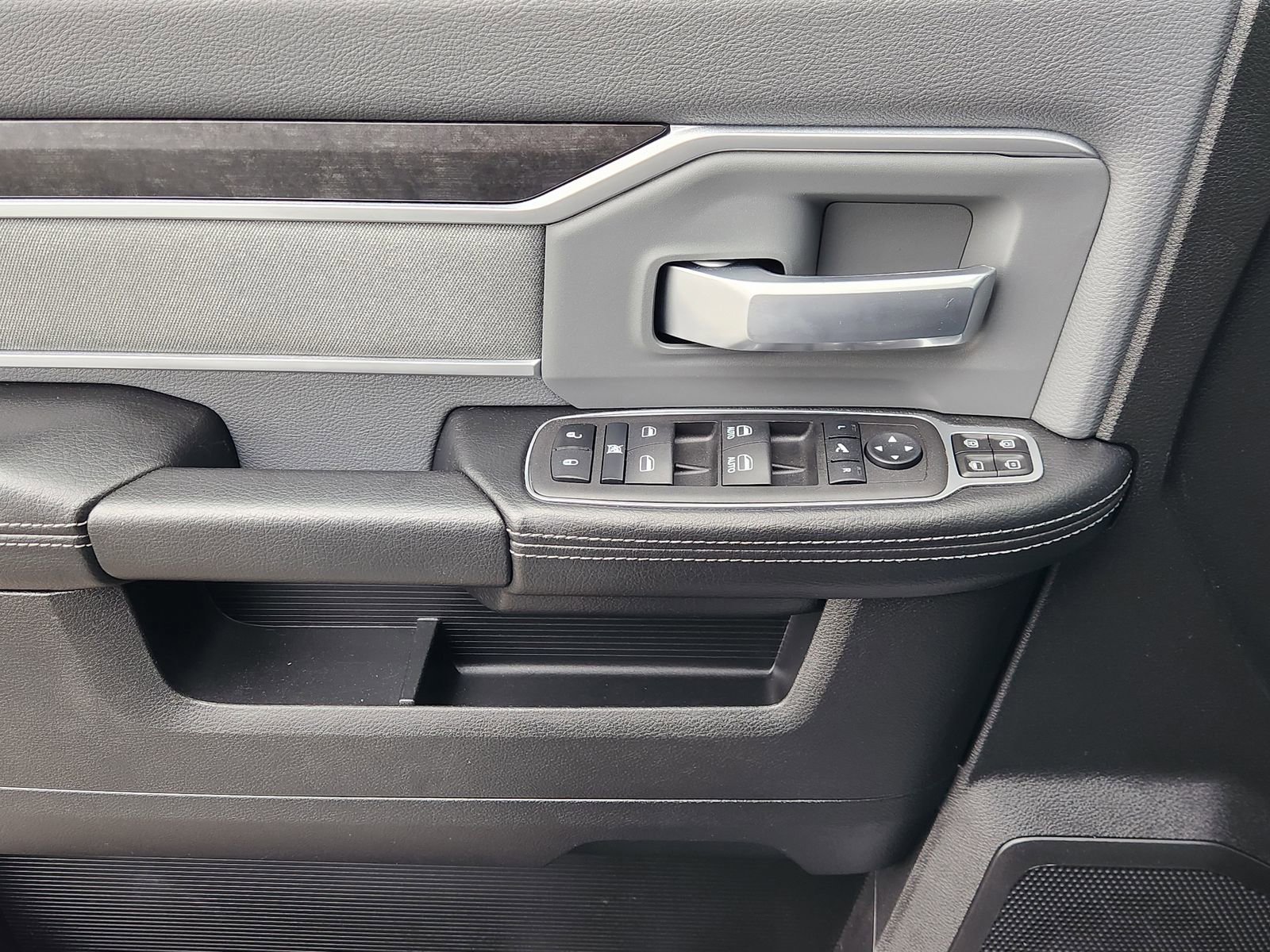 Used 2023 RAM 3500 Lone Star w/ Level 2 Equipment Group image 28