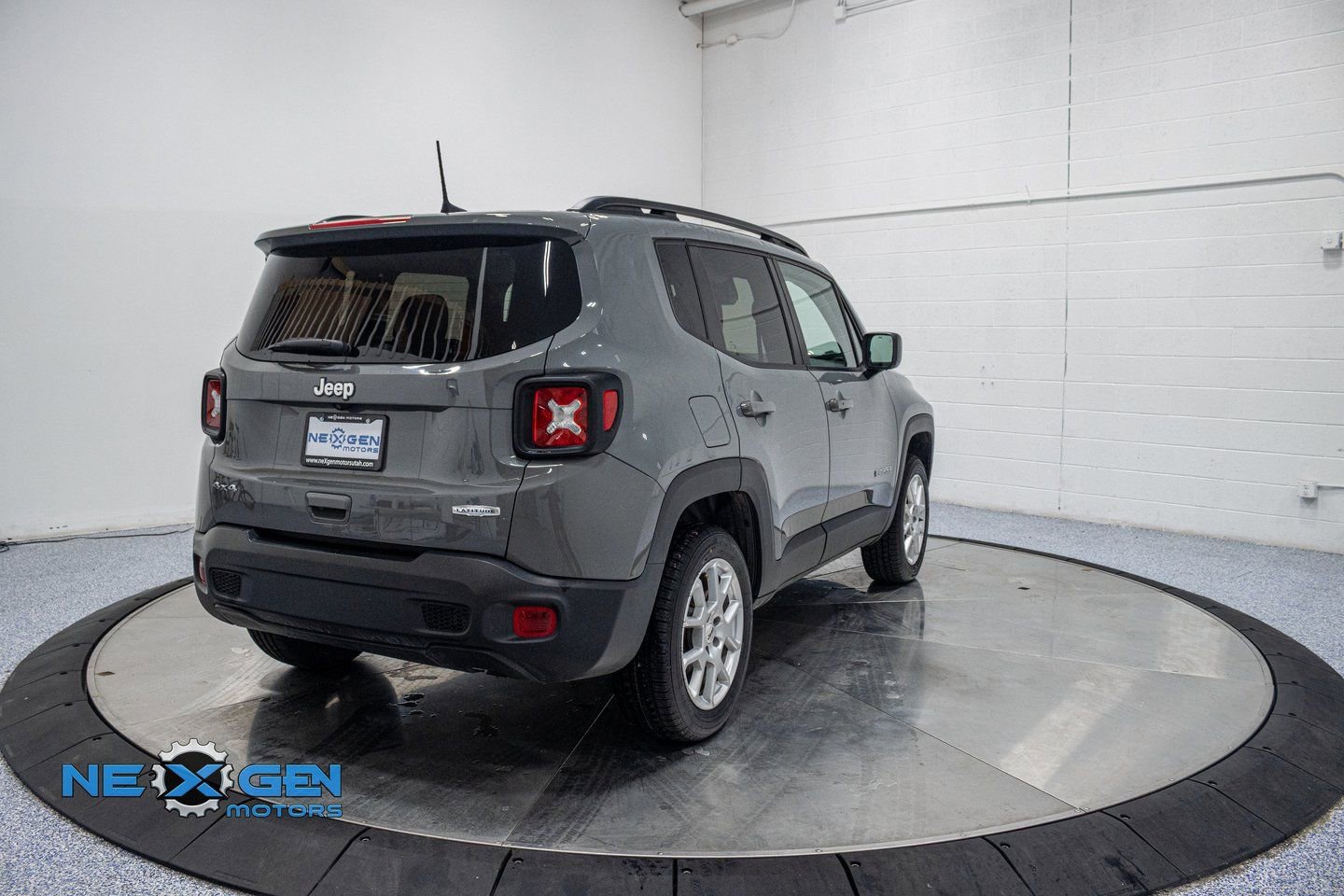 Used 2022 Jeep Renegade Latitude w/ Convenience Group image 7