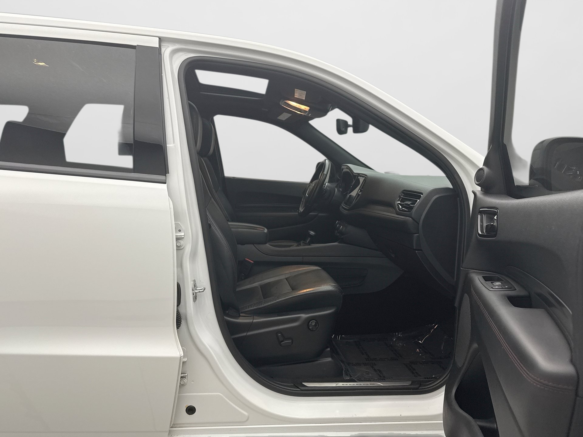 Used 2022 Dodge Durango R/T w/ Blacktop Package AWD/4WD image 18