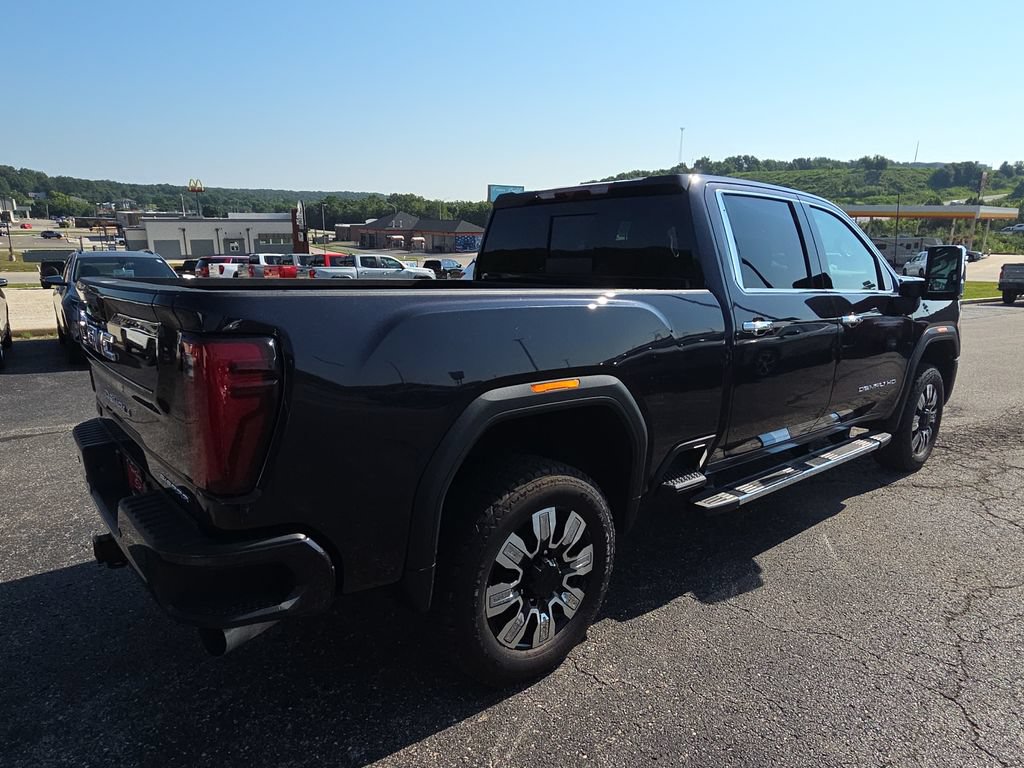 Used 2025 GMC Sierra 2500 Denali AWD/4WD image 10