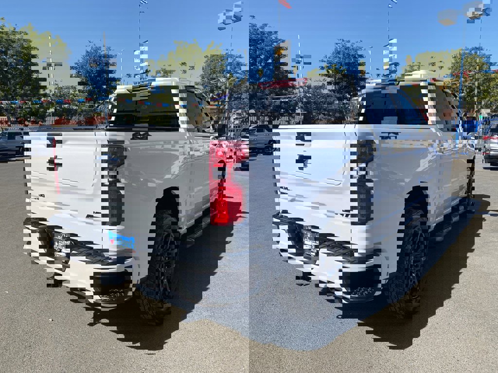 New 2025 Chevrolet Silverado 1500 RST w/ Dark Appearance Package image 9