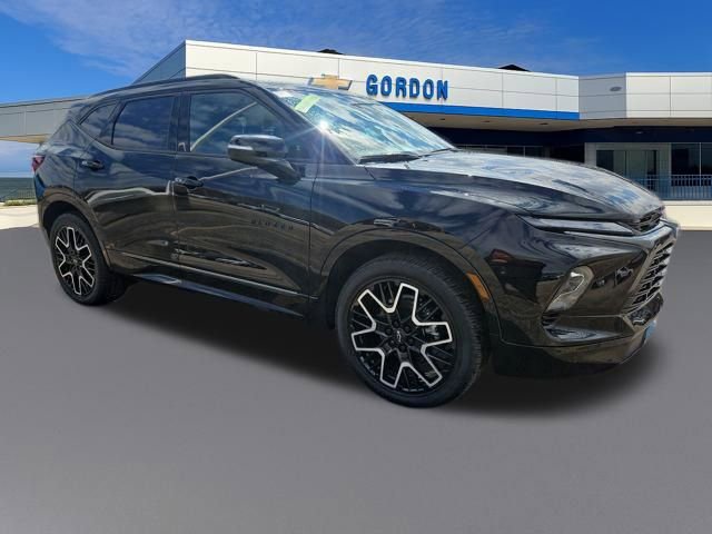 Used 2025 Chevrolet Blazer RS w/ Driver Confidence II Package image 8