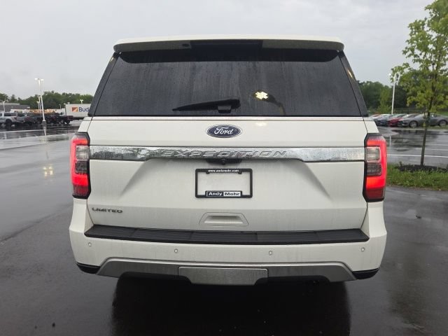 Used 2020 Ford Expedition Limited w/ Equipment Group 301A AWD/4WD image 9