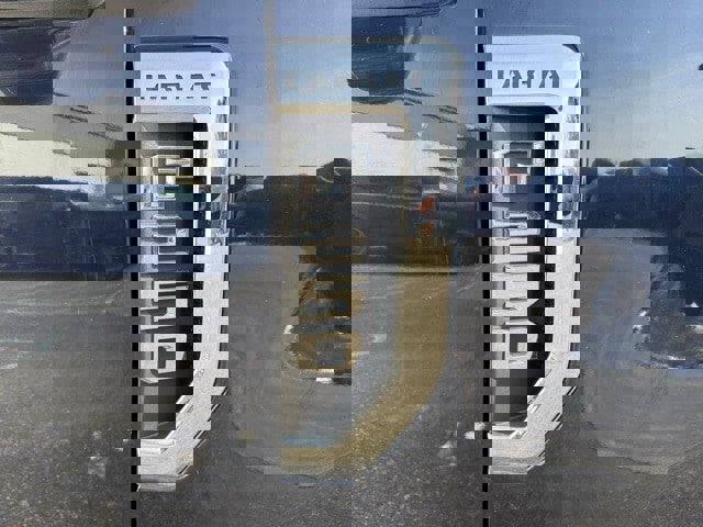 Used 2022 Ford F250 Lariat w/ Chrome Package image 33