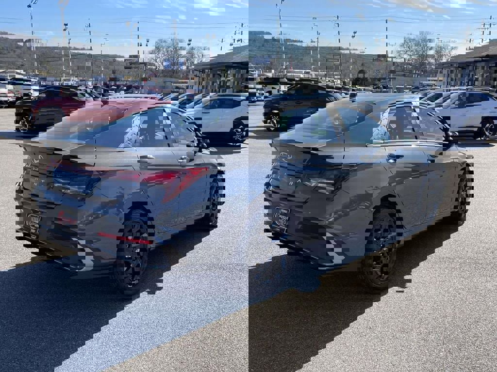 New 2026 Hyundai Elantra Sport image 5