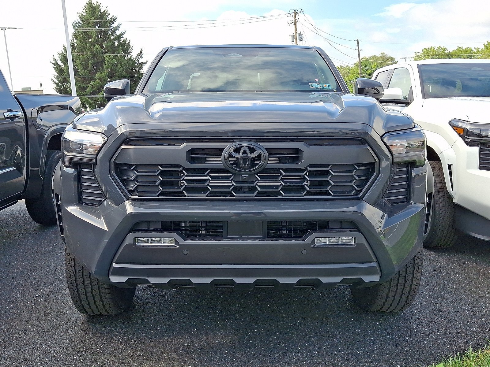 New 2026 Toyota Tacoma TRD Off-Road AWD/4WD image 2