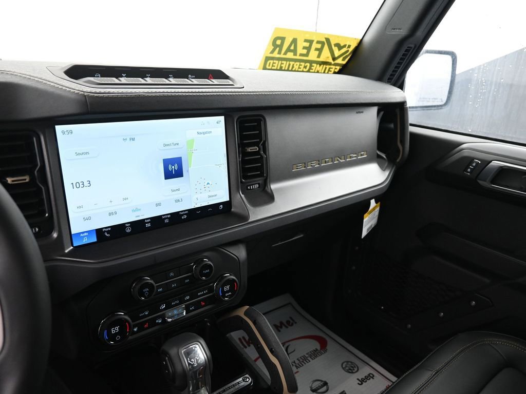 New 2025 Ford Bronco Badlands w/ Sasquatch Package AWD/4WD image 21