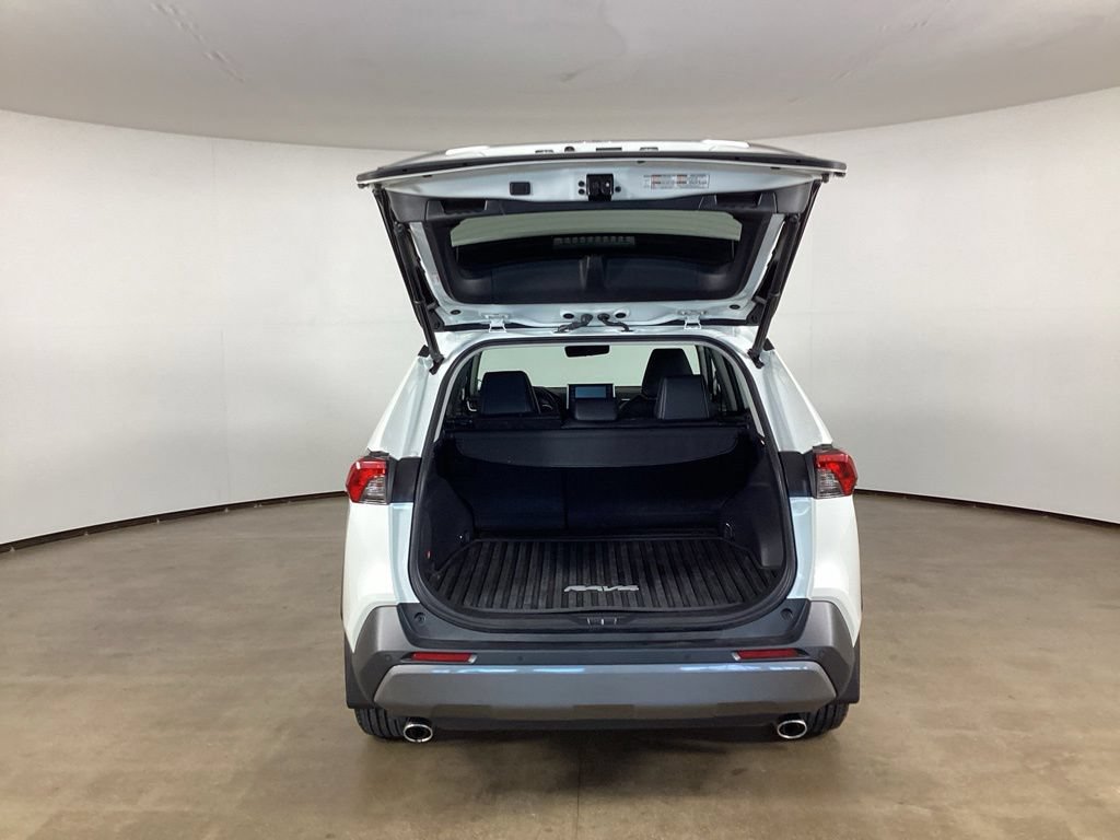 Used 2020 Toyota RAV4 Limited w/ Limited Grade Weather Package AWD/4WD image 12