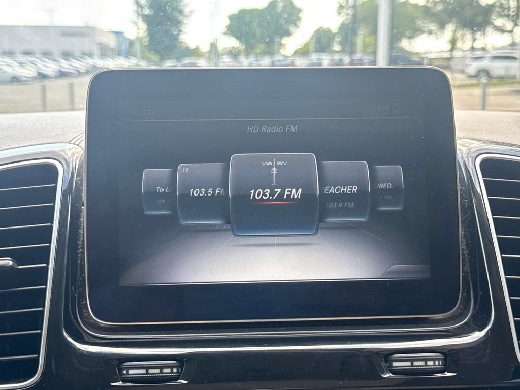 Used 2017 Mercedes-Benz GLS 450 4MATIC image 25