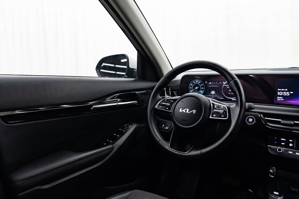 Used 2024 Kia Seltos S image 11