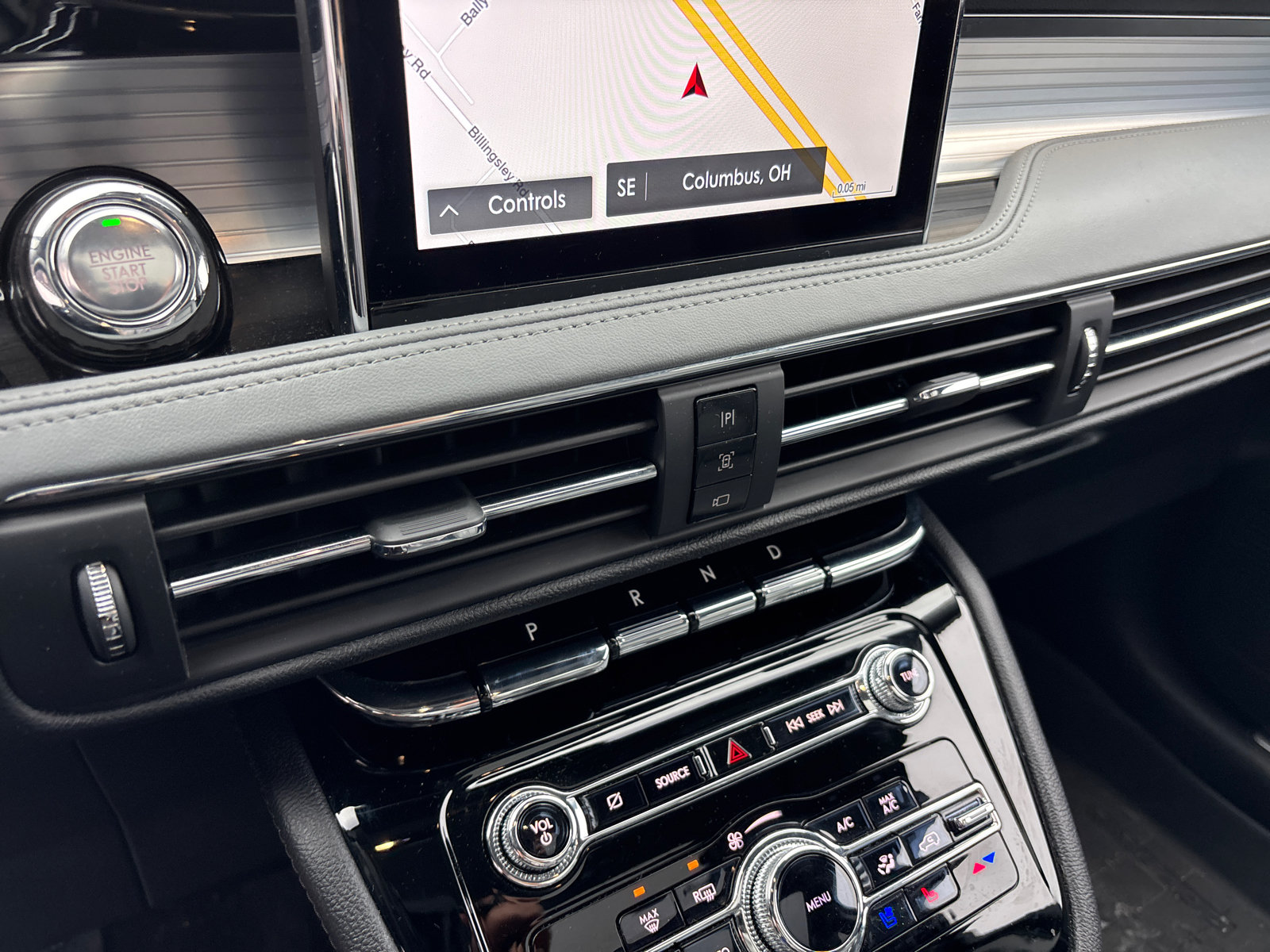 Certified 2022 Lincoln Corsair AWD w/ Premium Package image 21