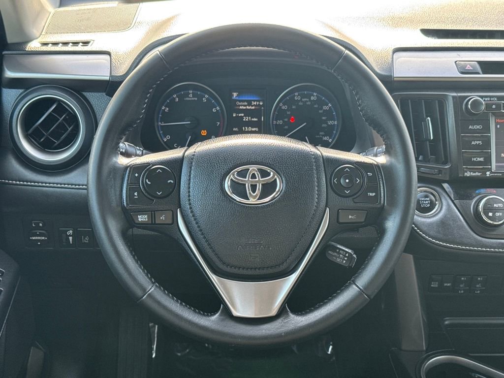 Used 2018 Toyota RAV4 XLE image 14