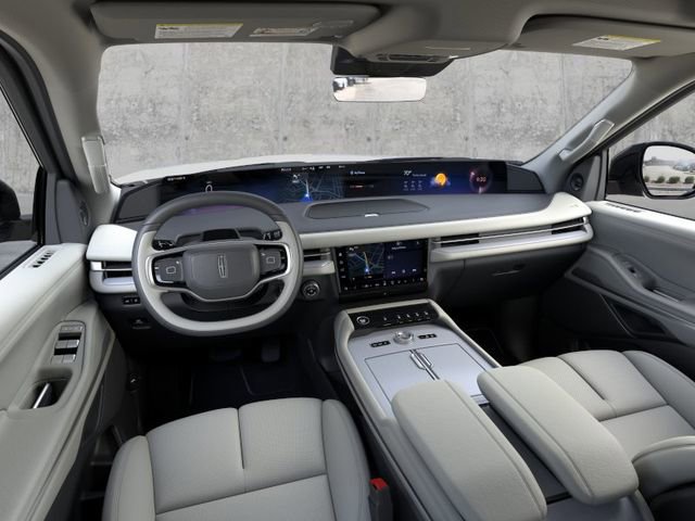 New 2026 Lincoln Navigator L Reserve AWD/4WD image 9