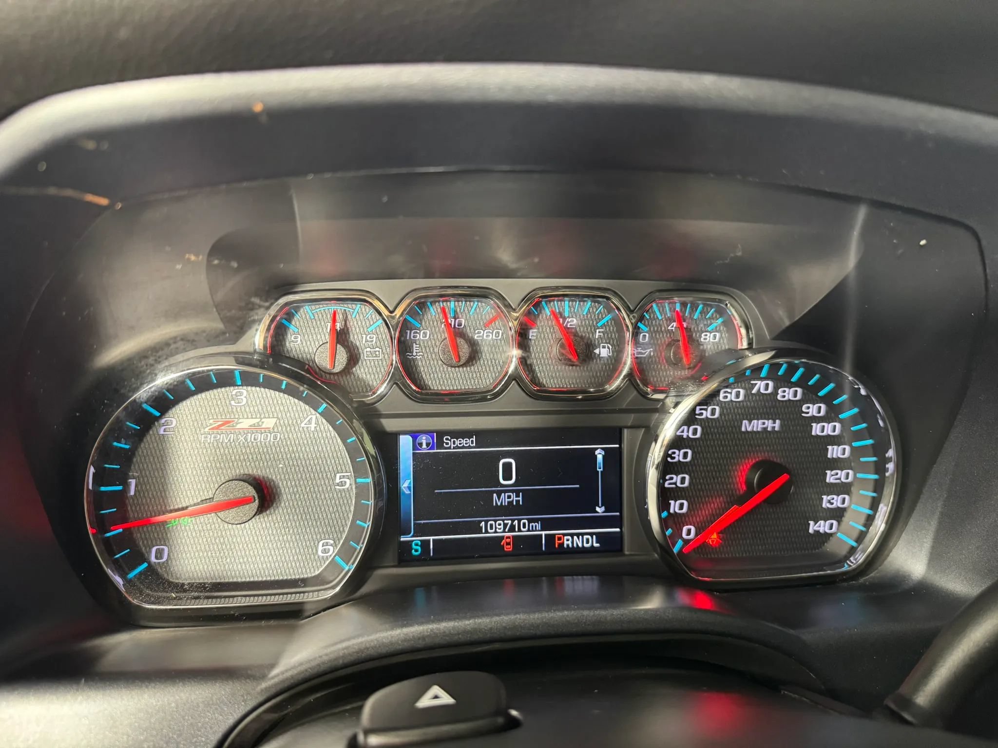 Used 2018 Chevrolet Silverado 1500 LT w/ All Star Edition AWD/4WD image 14