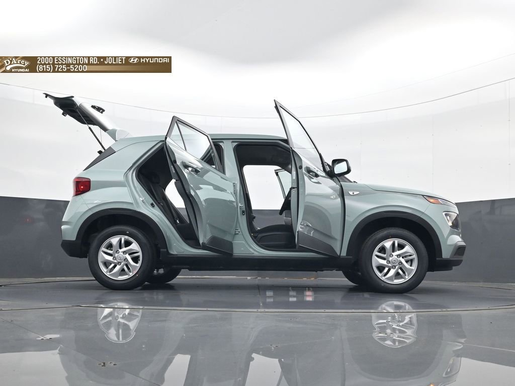 New 2026 Hyundai Venue SE FWD image 33