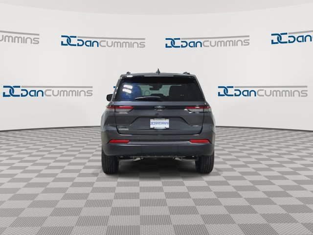 New 2026 Jeep Grand Cherokee Altitude AWD/4WD image 7