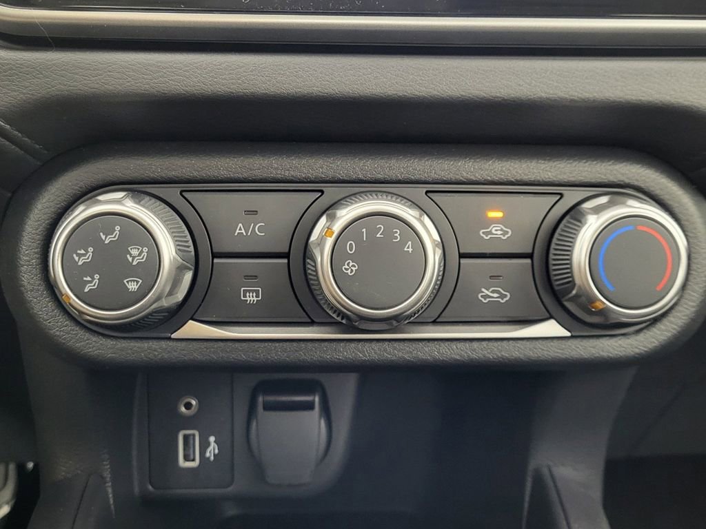 New 2025 Nissan Versa S w/ S Plus Package FWD image 21
