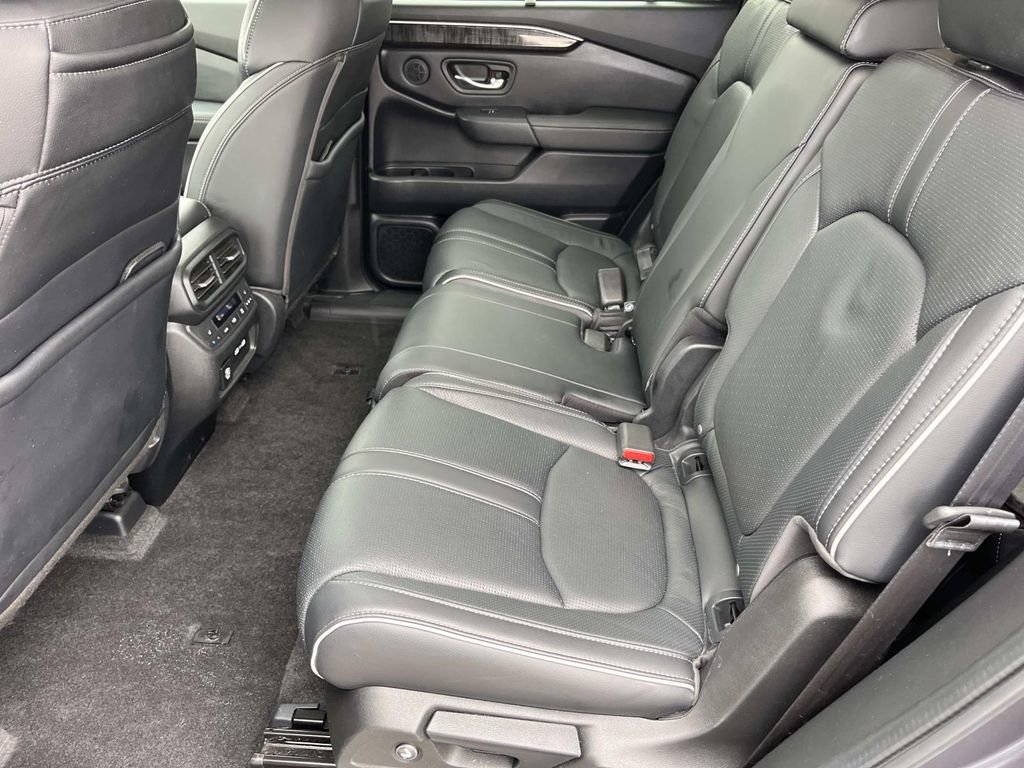 Used 2023 Honda Pilot Elite image 10