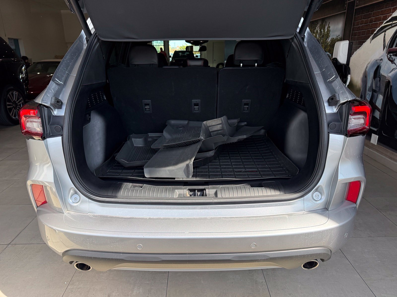 Used 2024 Ford Escape ST-Line Elite w/ Premium Technology Package AWD/4WD image 37