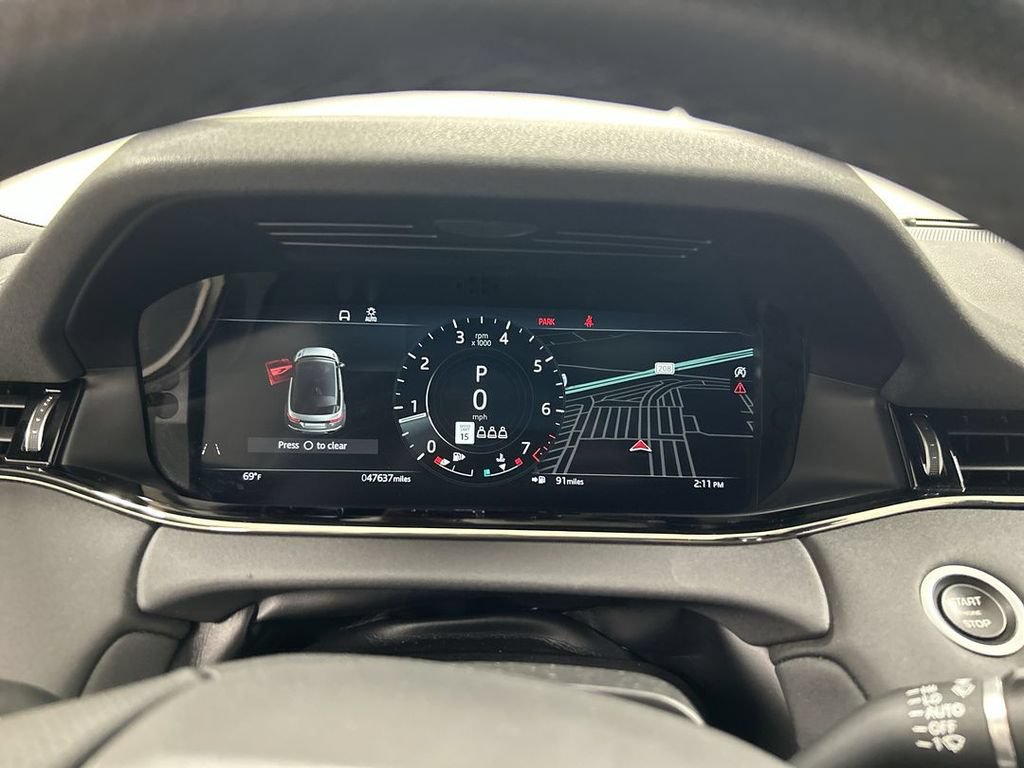 Used 2022 Land Rover Range Rover Evoque R-Dynamic SE AWD/4WD image 13