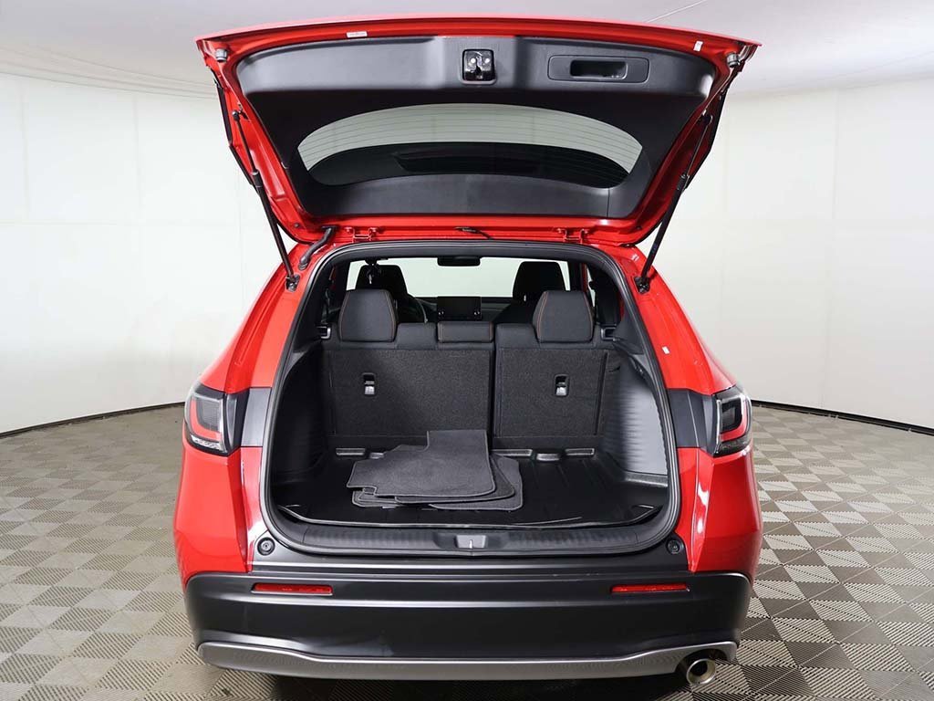 Used 2025 Honda HR-V Sport image 14