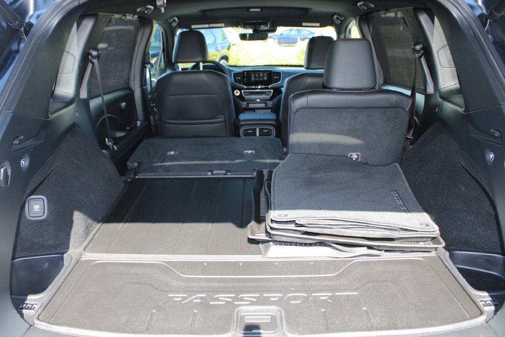Used 2024 Honda Passport Black Edition image 35
