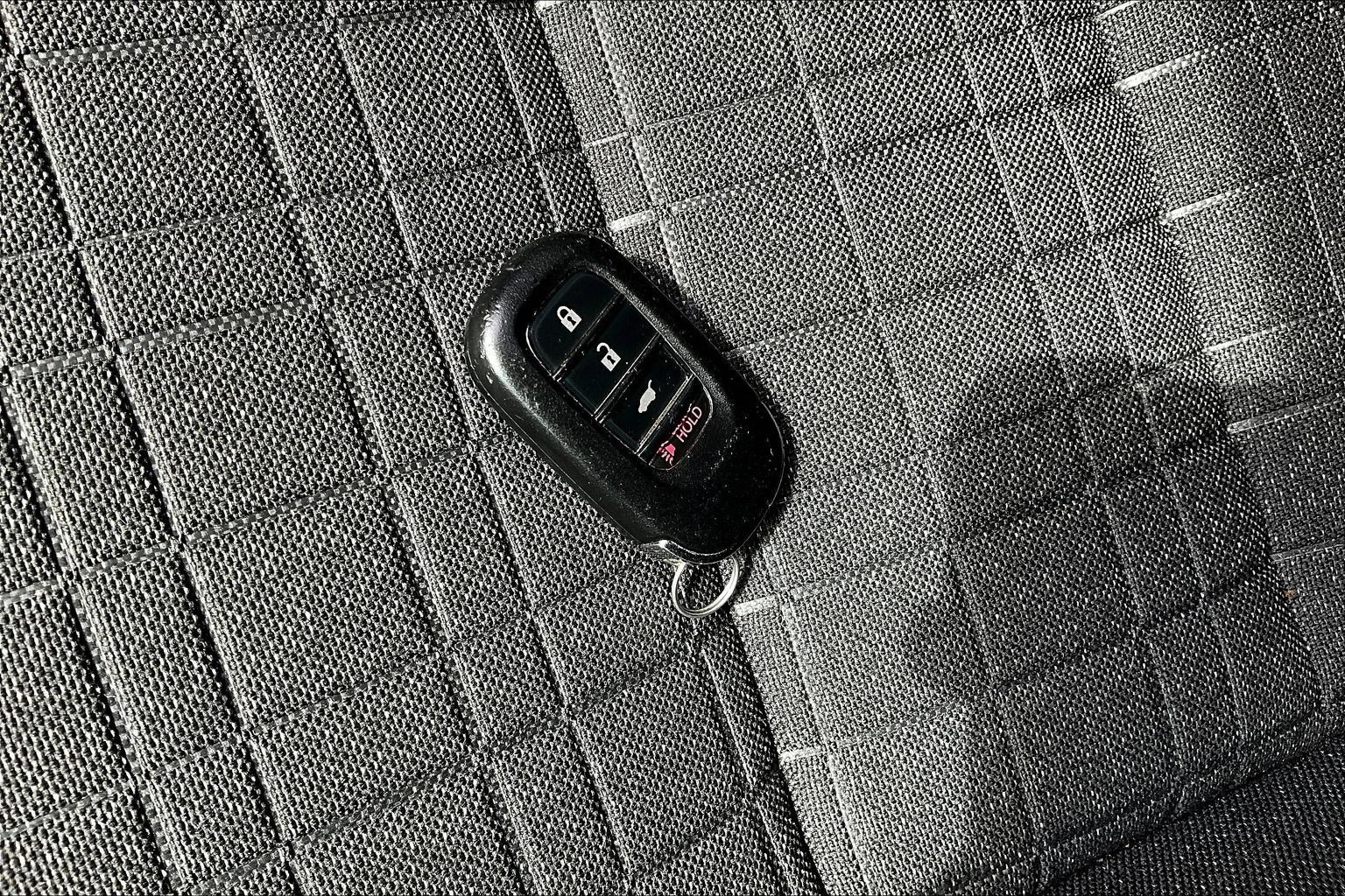 Used 2024 Honda HR-V LX image 32