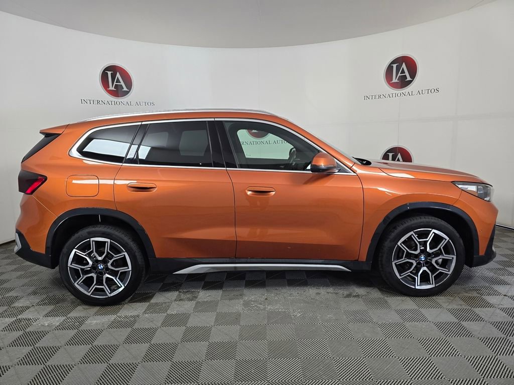 Certified 2025 BMW X1 xDrive28i w/ Premium Package image 3