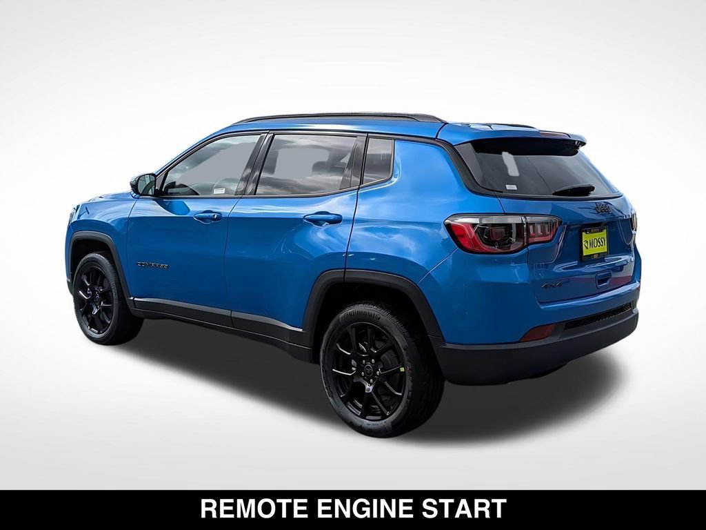 New 2026 Jeep Compass Latitude AWD/4WD image 4