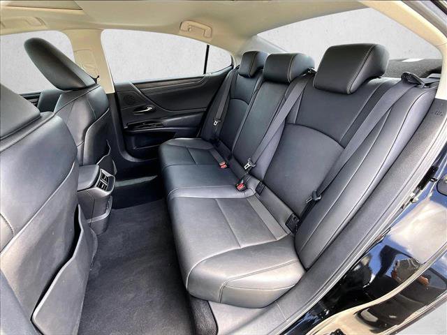 Used 2024 Lexus ES 350 w/ Premium Package FWD image 28