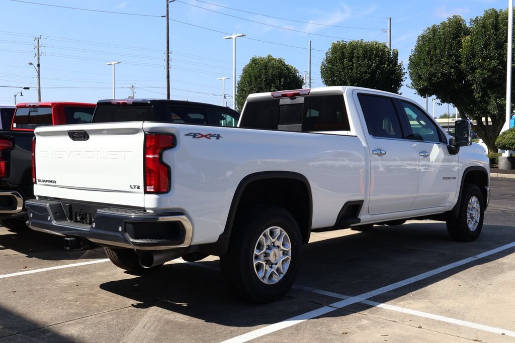 New 2026 Chevrolet Silverado 3500 LTZ w/ LTZ Premium Package AWD/4WD image 7