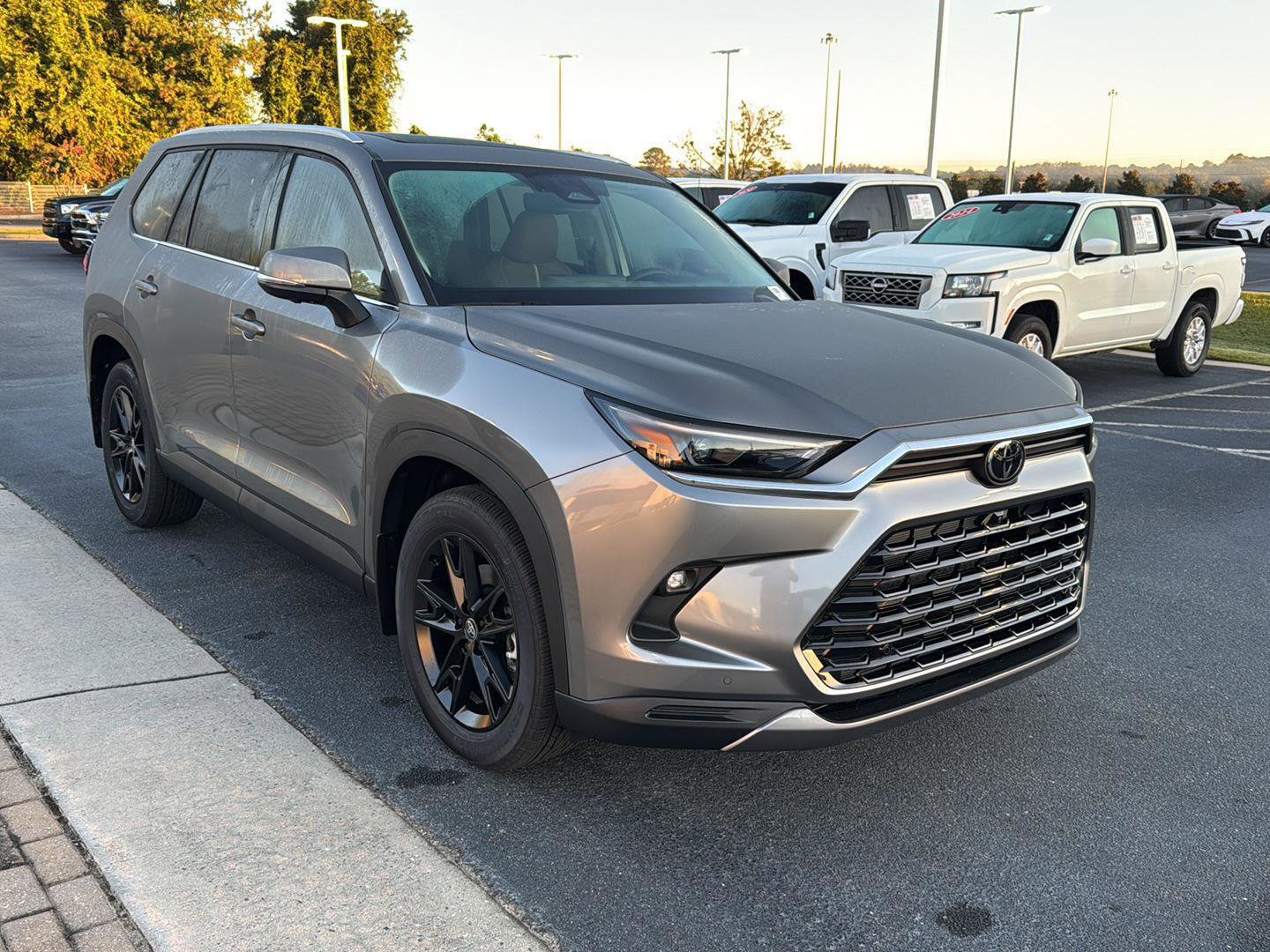 New 2026 Toyota Grand Highlander Platinum image 6
