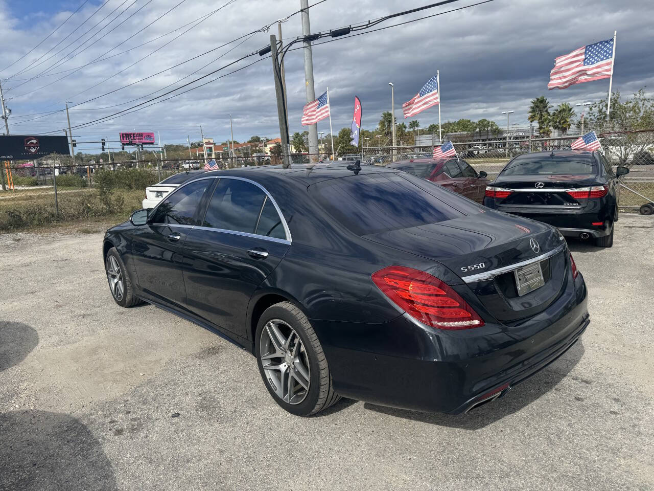 Used 2015 Mercedes-Benz S 550 4MATIC Sedan image 7