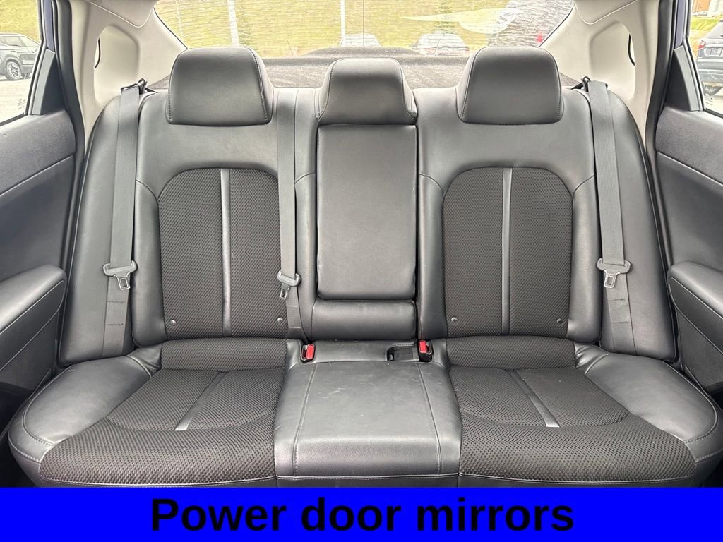 Used 2019 Kia Optima S image 14